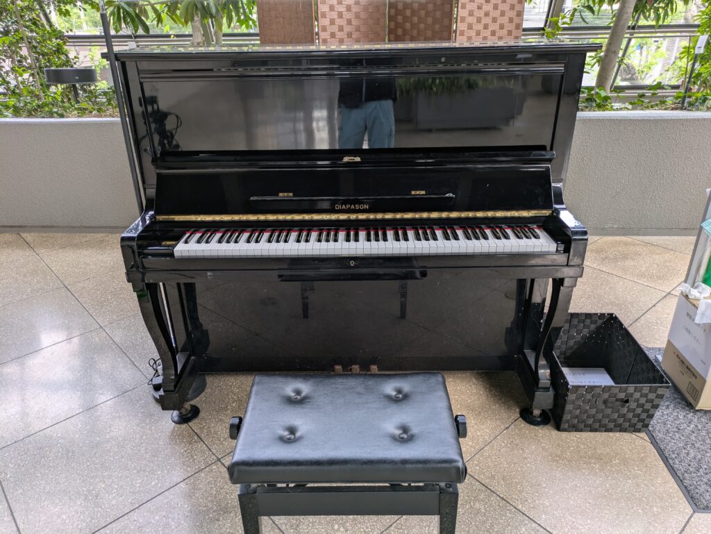 アップライトピアノ-DIAPASON