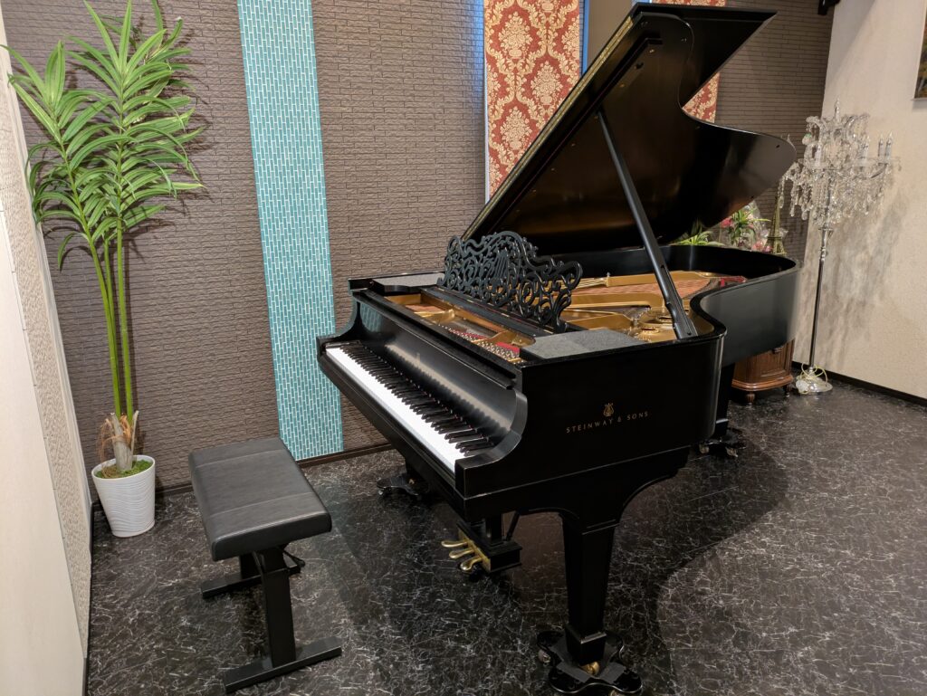 Art-Vintage STEINWAY B211 1912年製、斜めから